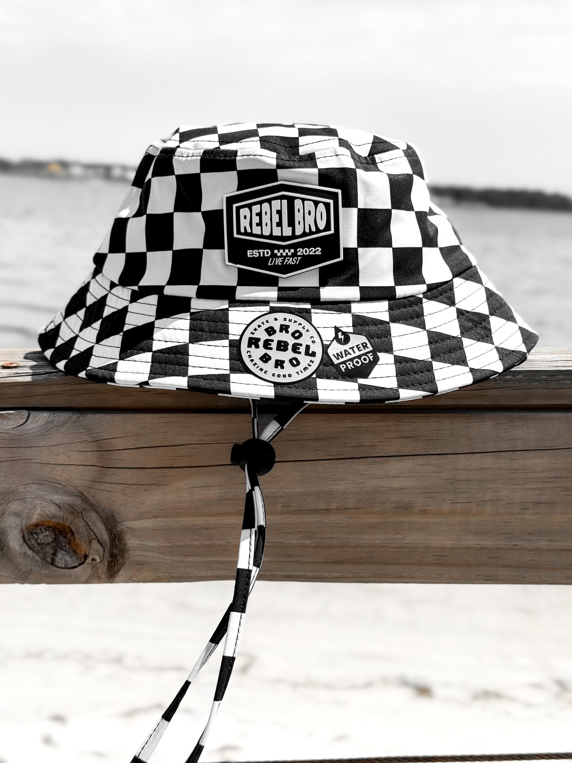 Hydro Bucket Hat in Venice