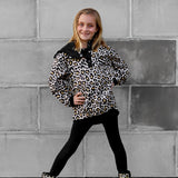 Pullover Windbreaker in Ava (Leopard)