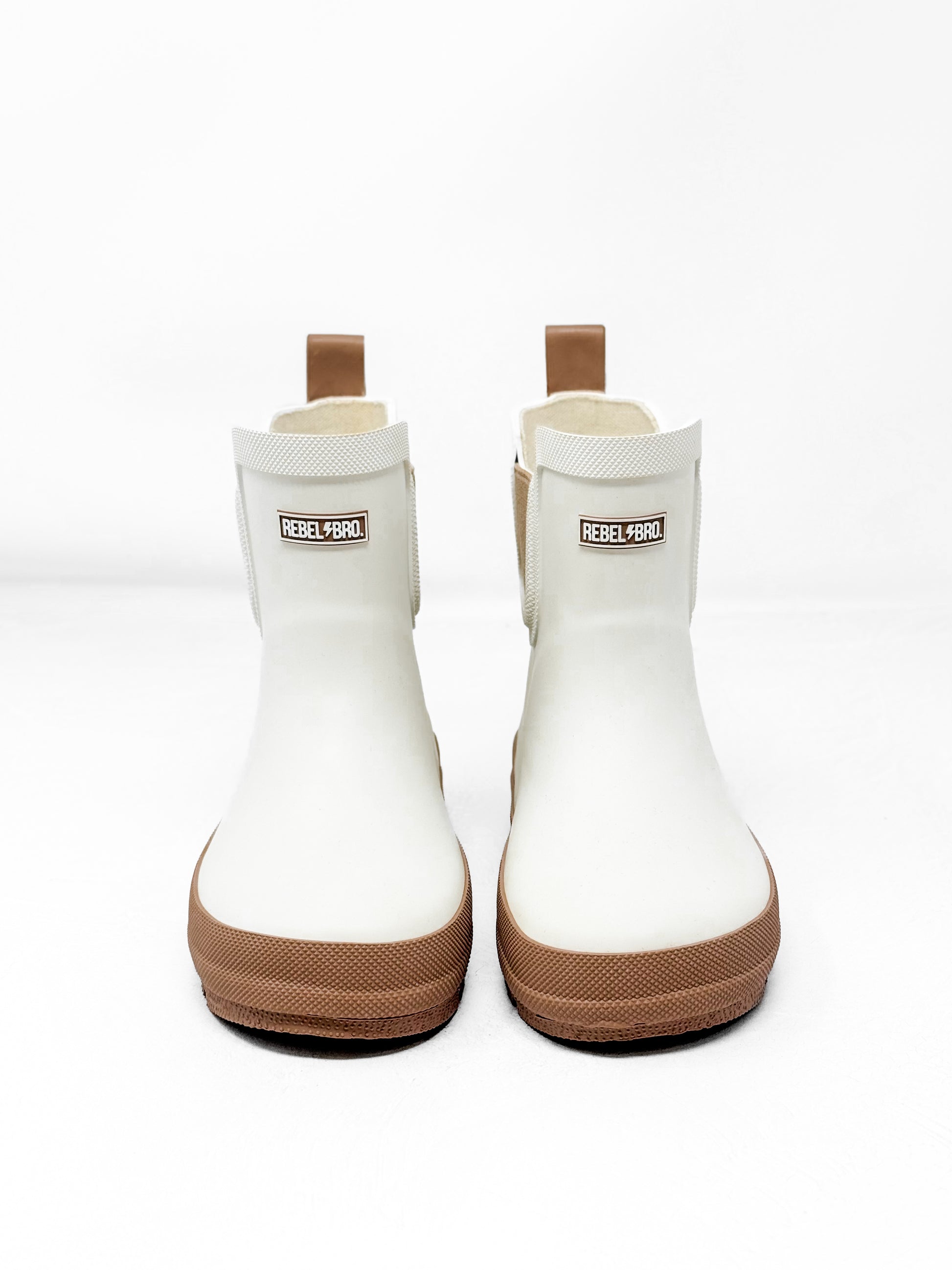 The Core-Classic Midi Boot in White / Taupe
