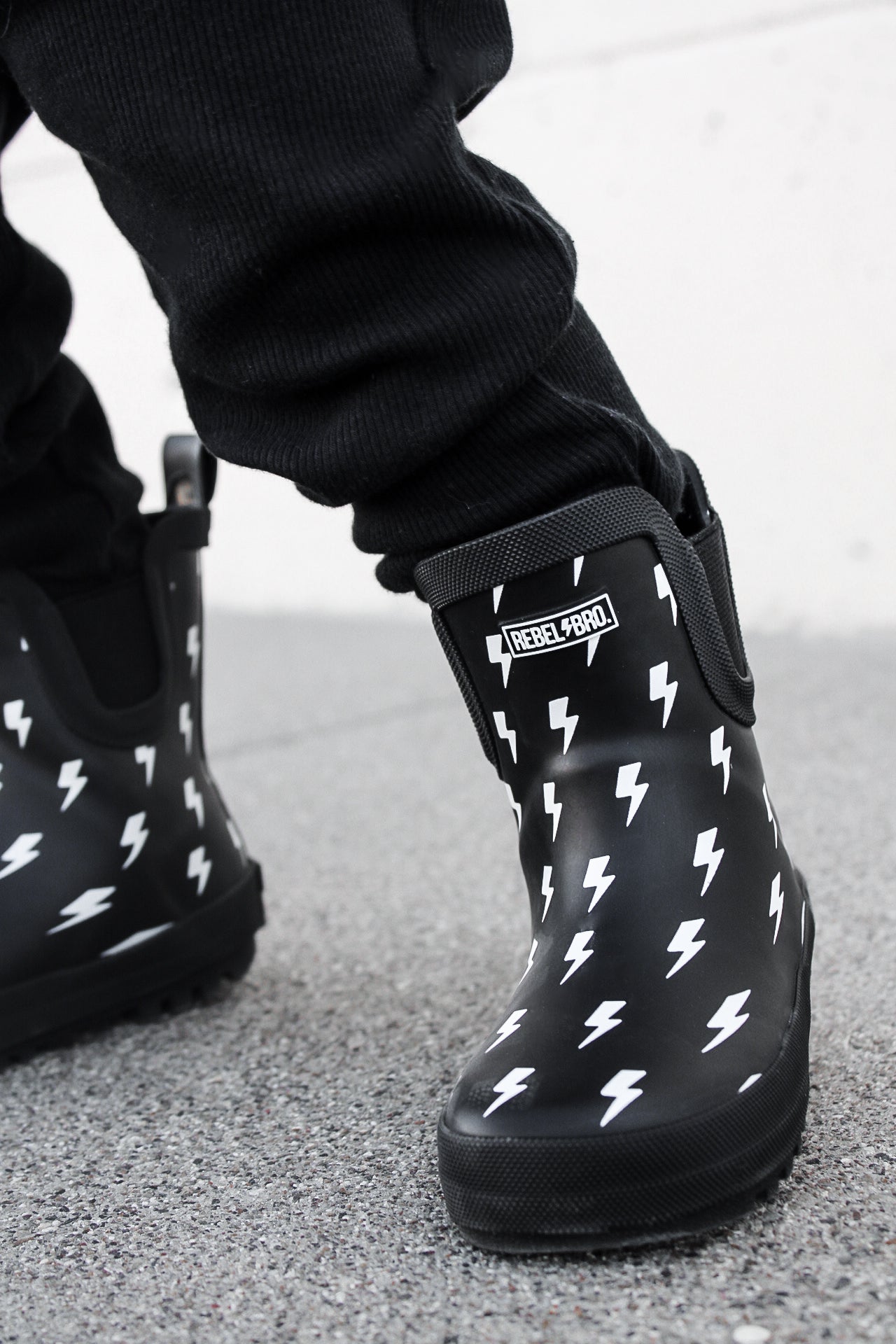 Holstyn Midi Boot in Jagger