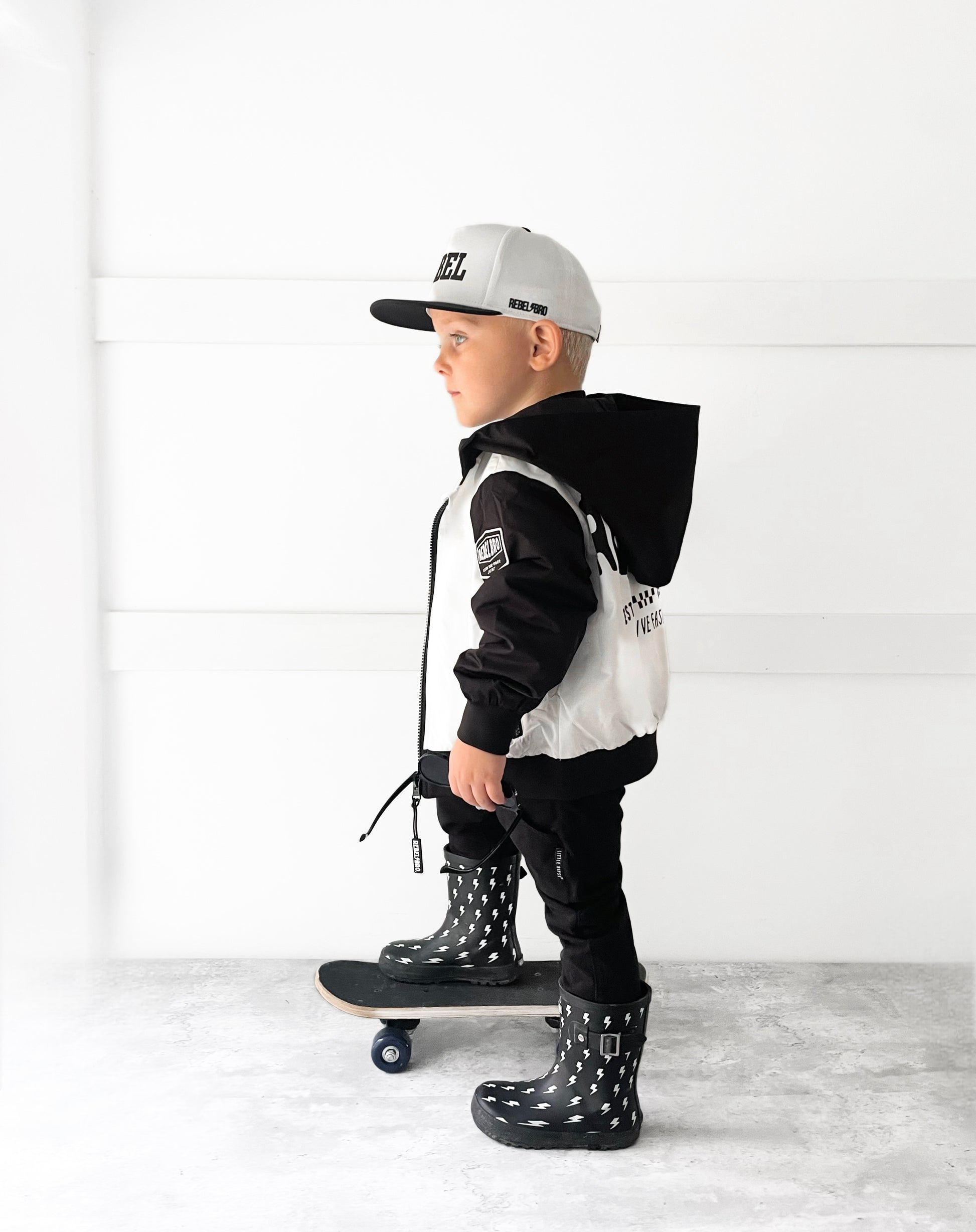Holstyn Midi Boot in Jagger