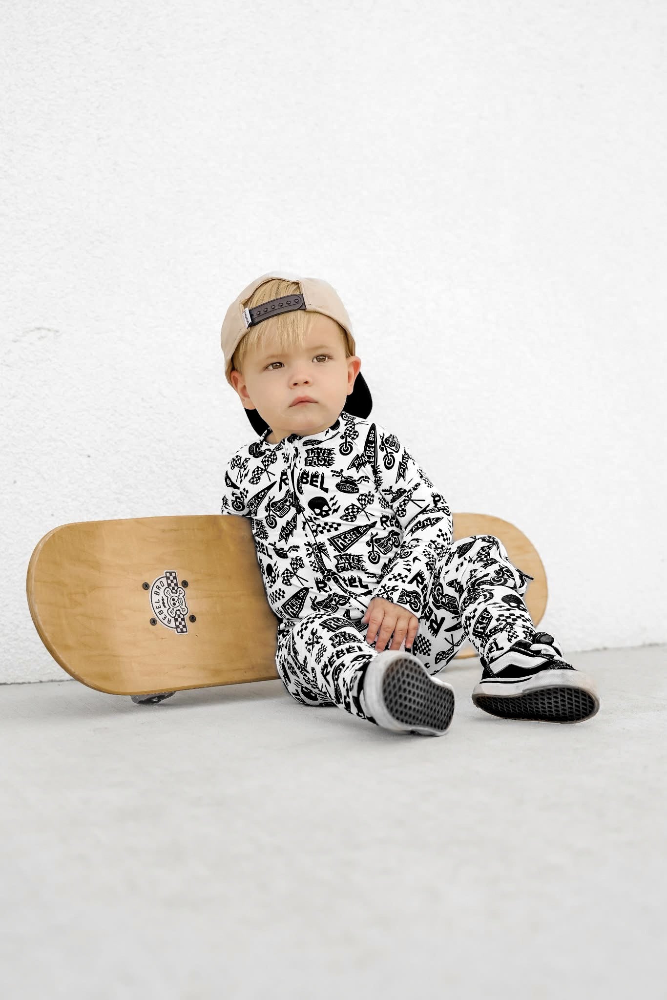 Bamboo Zippy Sleeper in Live Fast