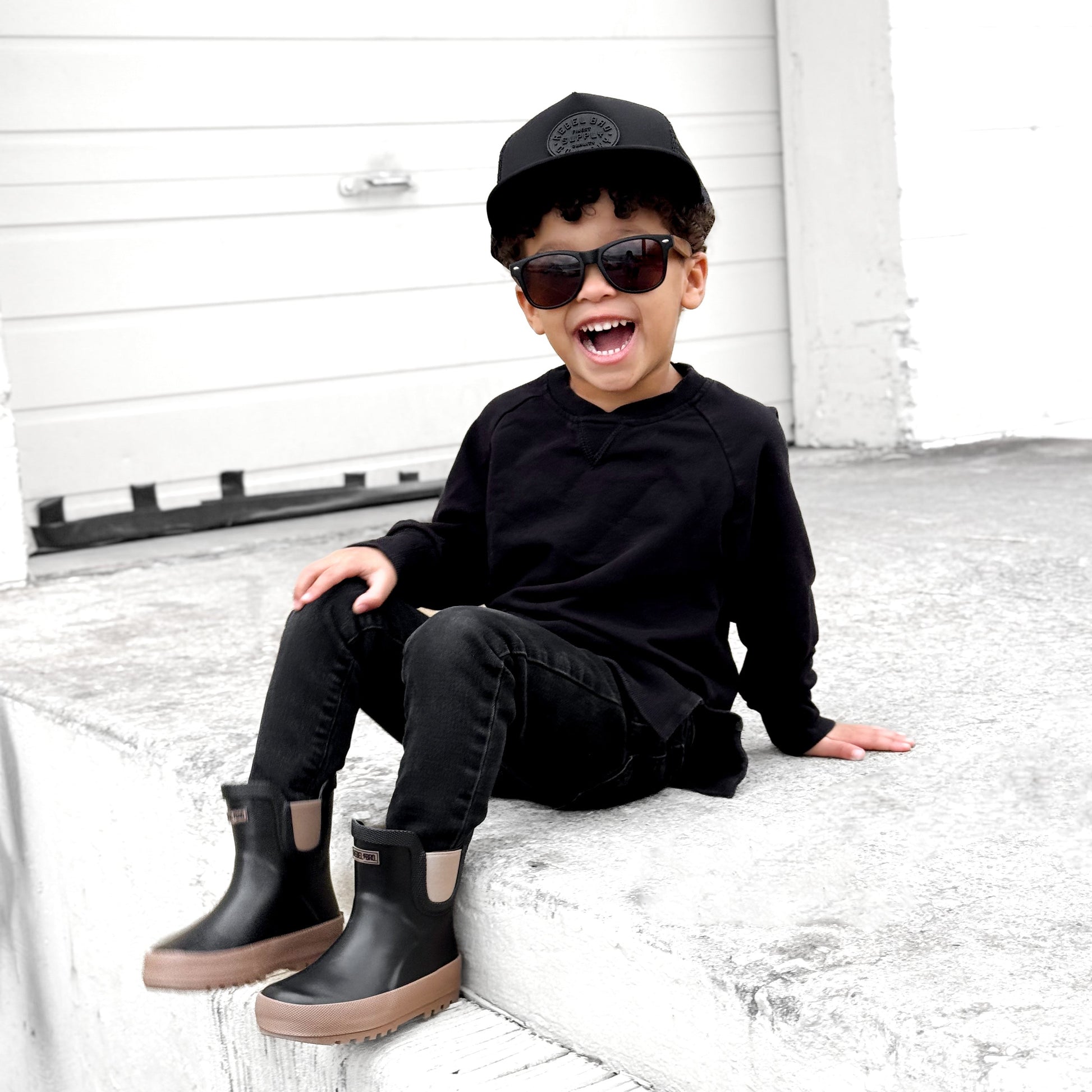 The Core-Classic Midi Boot in Black / Taupe