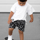 Relaxed Fit Shorts in Fuego