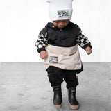 Pullover Windbreaker in Black/Oat