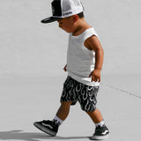 Relaxed Fit Shorts in Fuego