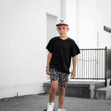 Relaxed Fit Shorts in Fuego