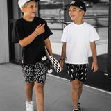 Relaxed Fit Shorts in Fuego