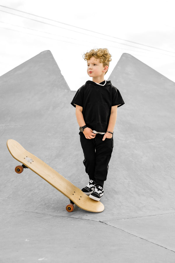 The Basic Rebel Jogger in Black - Rebel Bro