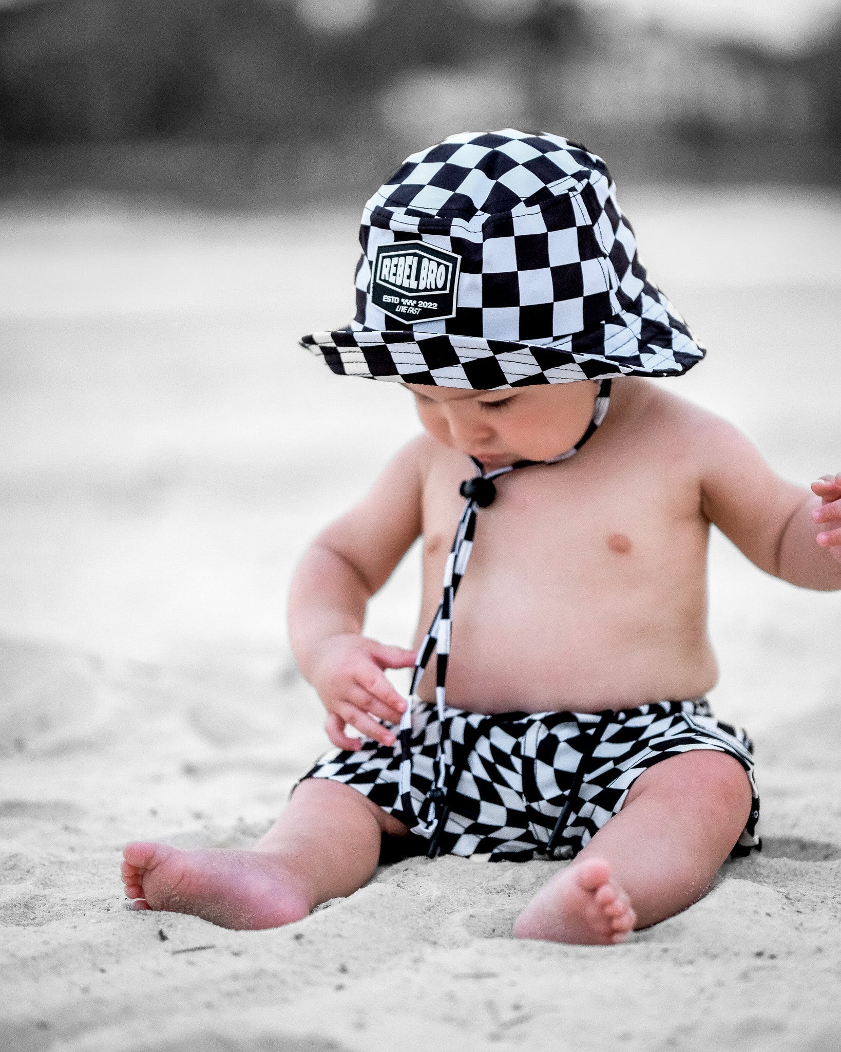Hydro Bucket Hat in Venice