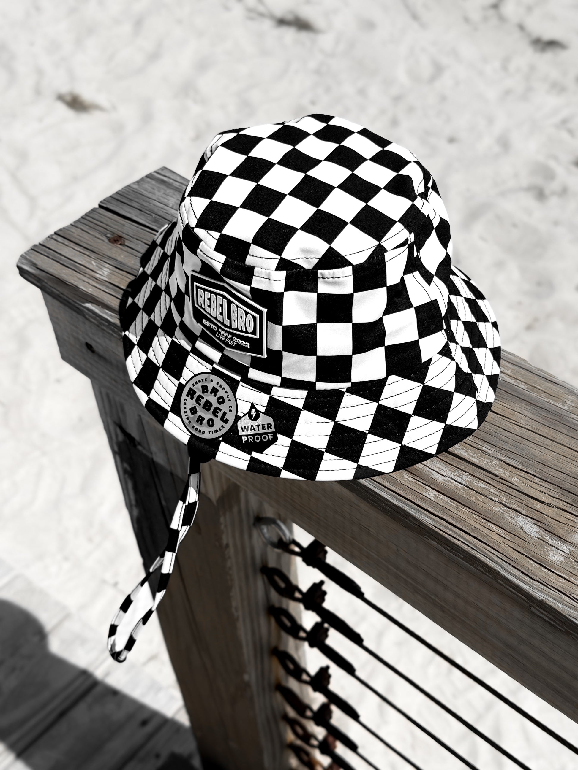 Hydro Bucket Hat in Venice