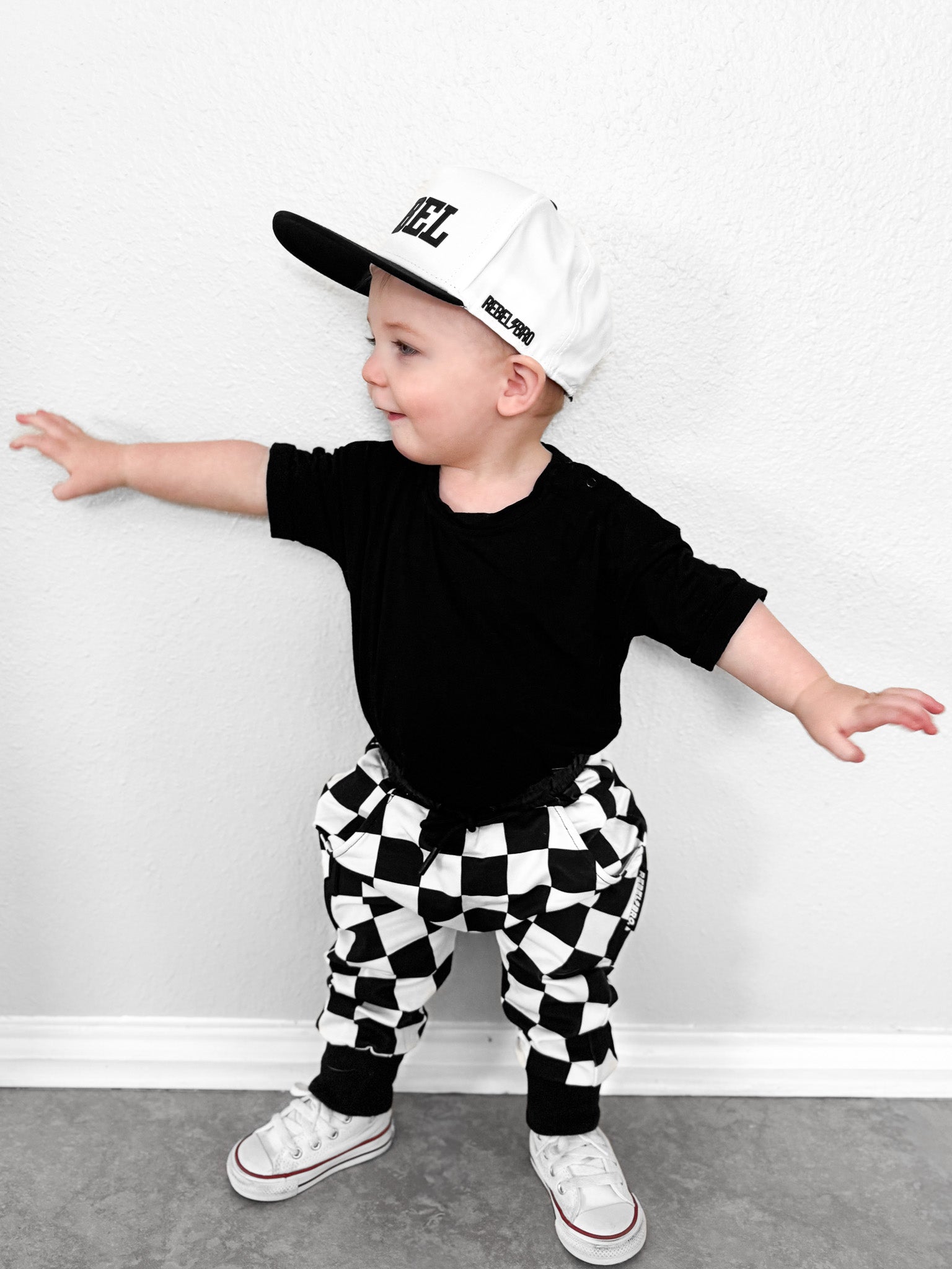 The Basic Rebel Jogger in Venice - Rebel Bro