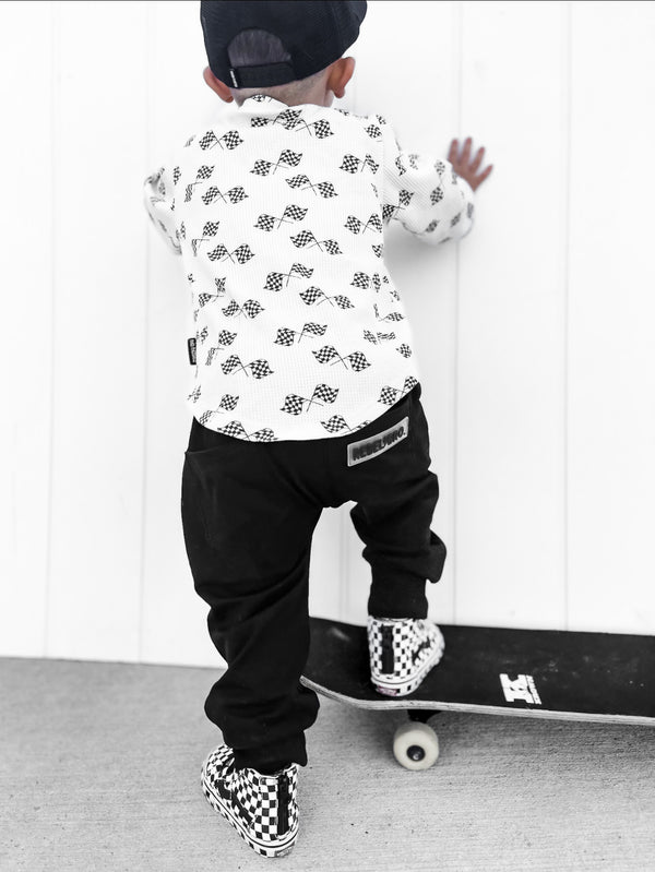 The Basic Rebel Jogger in Black - Rebel Bro