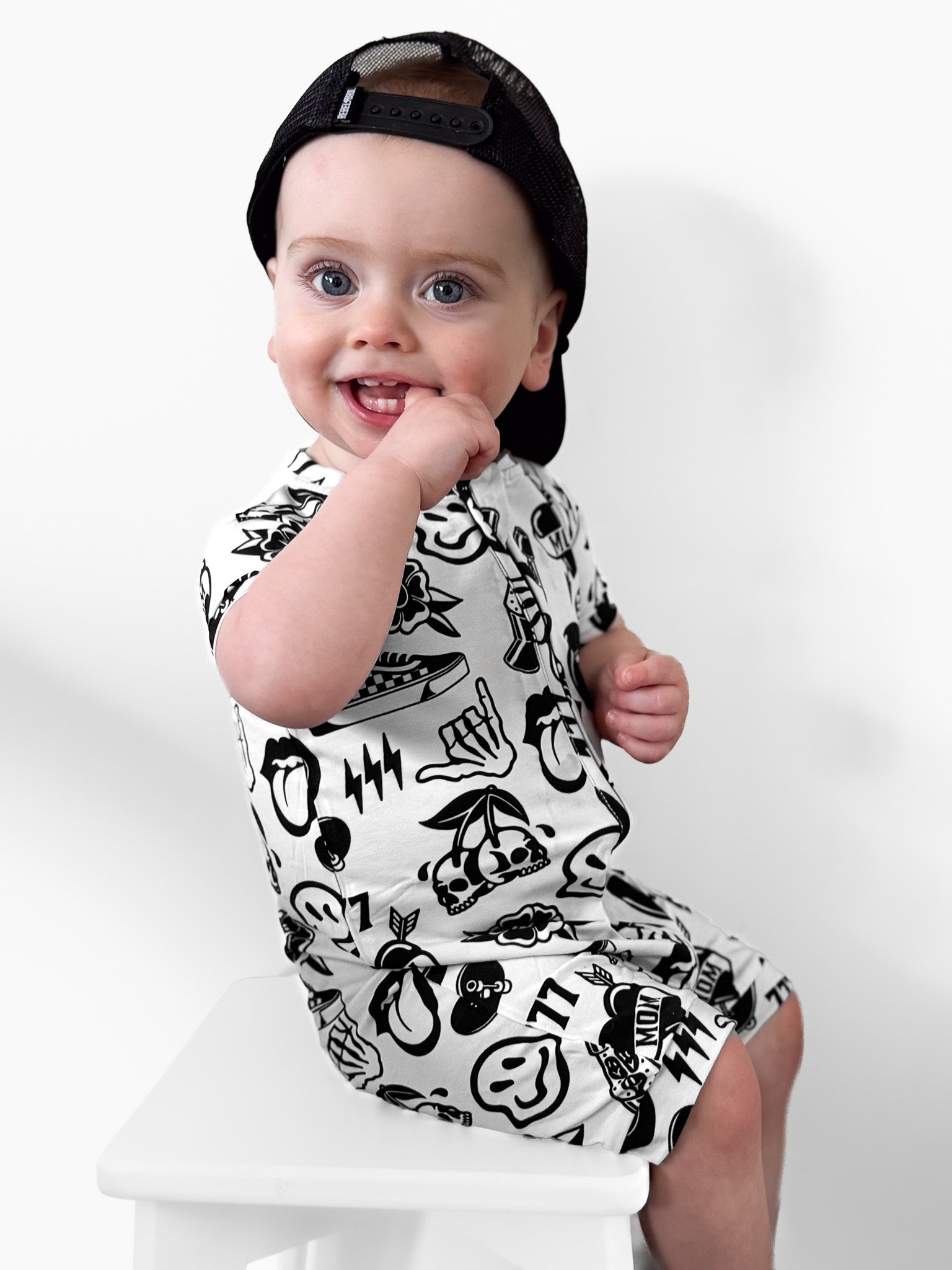 Bamboo Zippy Shortie in Warped Tour