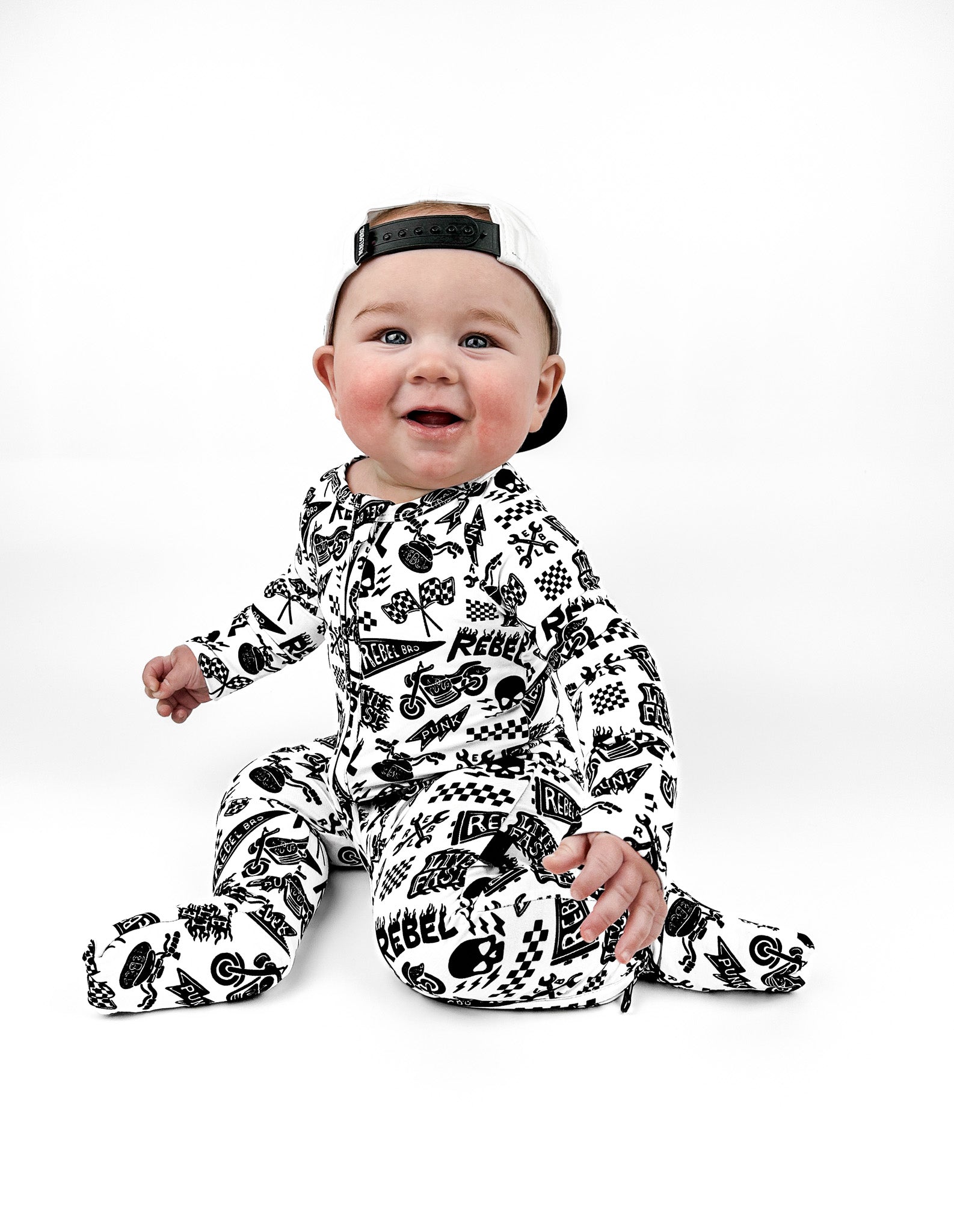Bamboo Zippy Sleeper in Live Fast